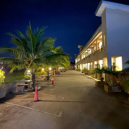 Dvilla Guesthouse Langkawi Exterior photo