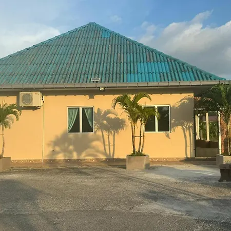 Dvilla Guesthouse Langkawi Exterior photo