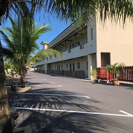 Dvilla Guesthouse Langkawi Exterior photo